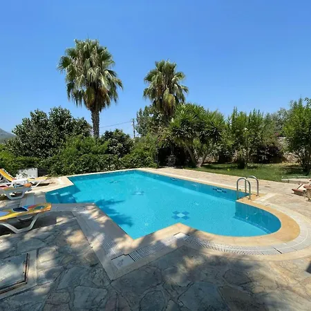 Marcan Hotel 3*