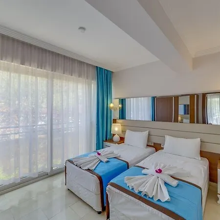 Marcan Hotel 3*